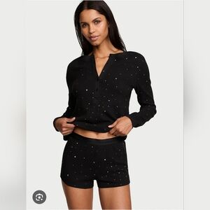NWT Vicoria's Secret Thermal Short Pajama Set, Black